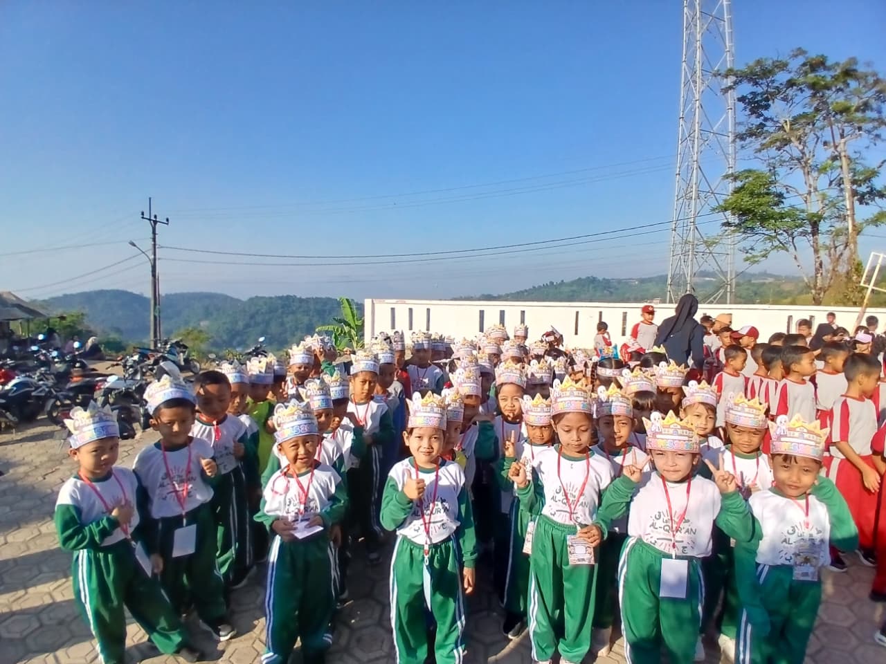 Senam bersama Sabtu pagi